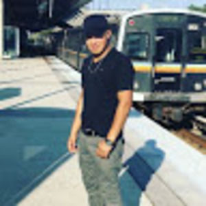 Meet your Posher, Luis